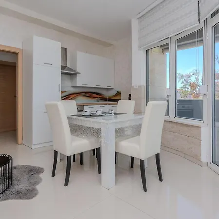 Mavracic 1 By Interhome Apartamento Vir