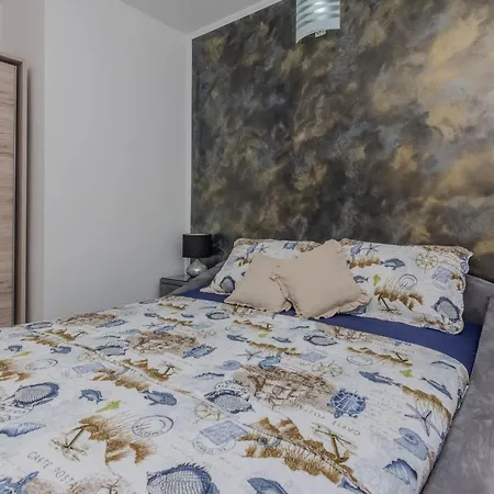 Mavracic 1 By Interhome ויר