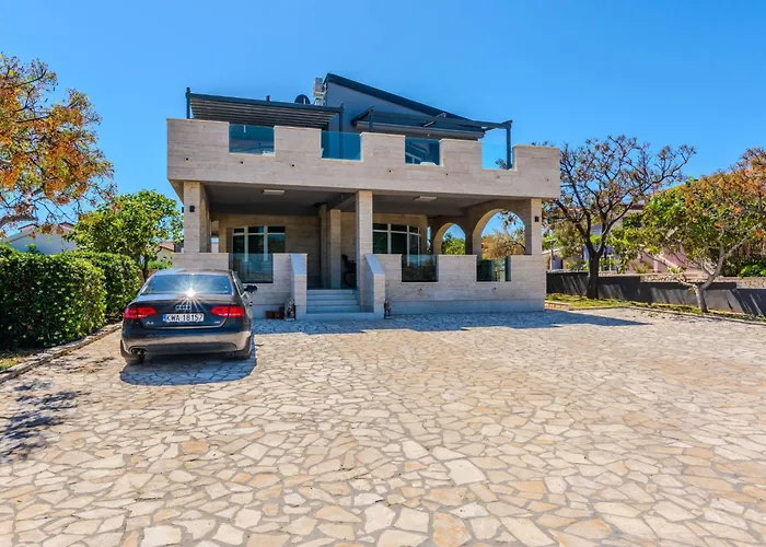 Apartamento Mavracic 1 By Interhome